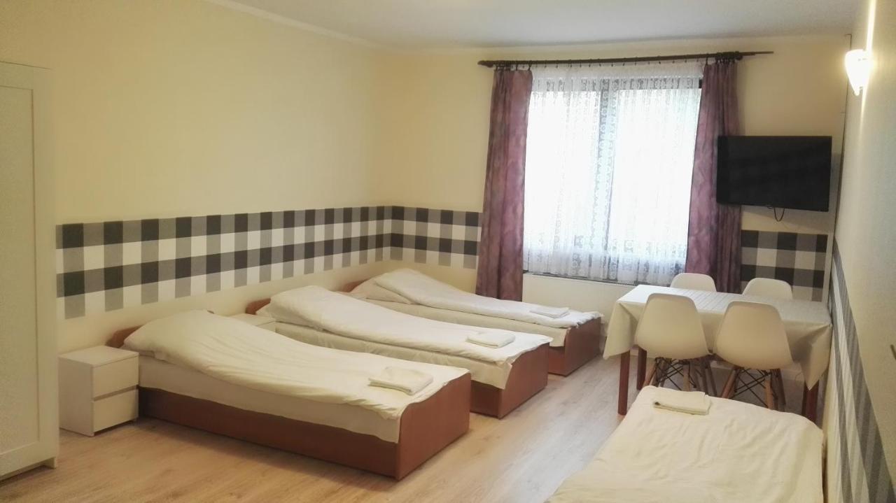 Pokoje Luiza Apartment Острода Екстериор снимка