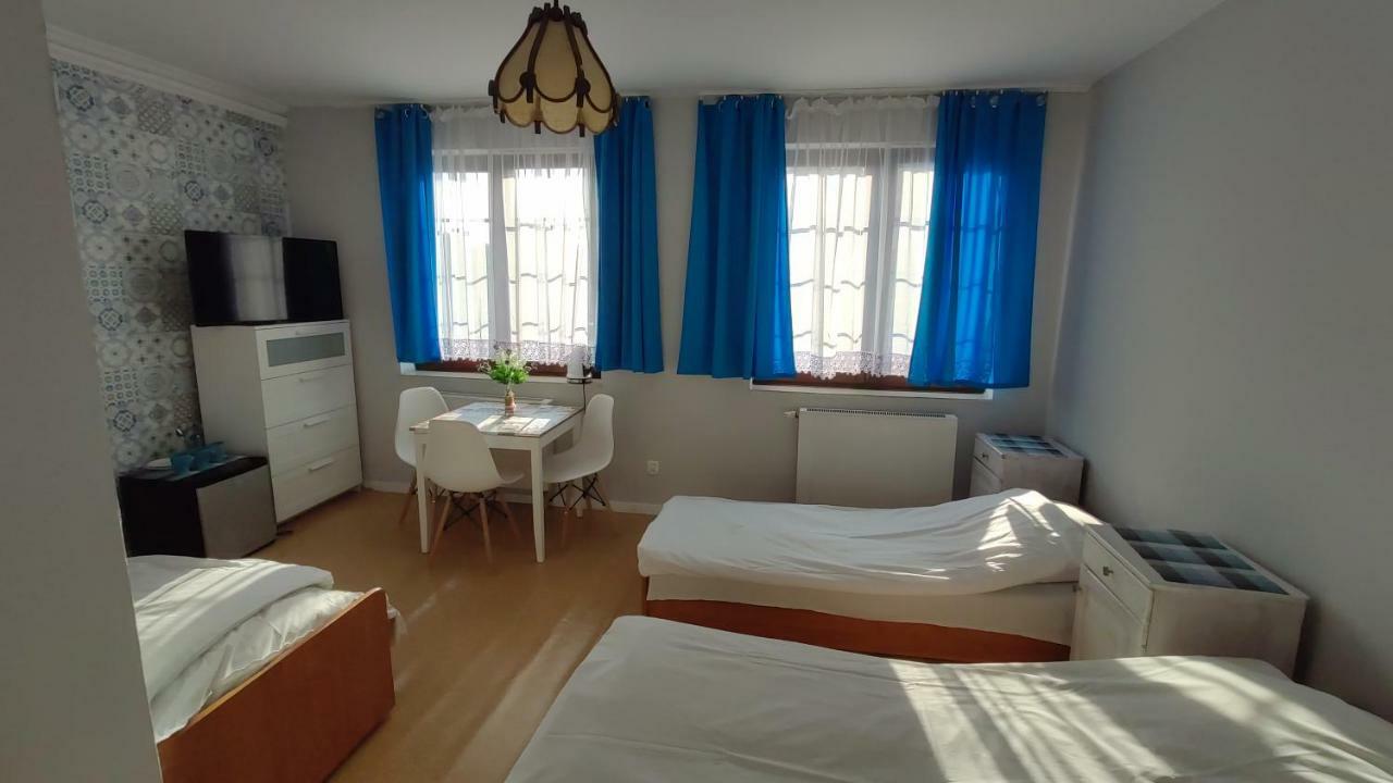 Pokoje Luiza Apartment Острода Екстериор снимка